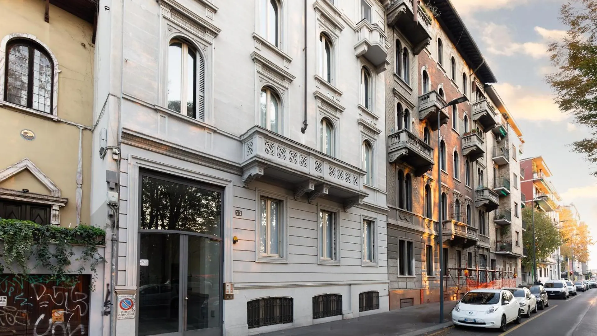 Fondazione Prada-Navigli 15 Minutes To Duomo By Metro Apartment Milan Italy